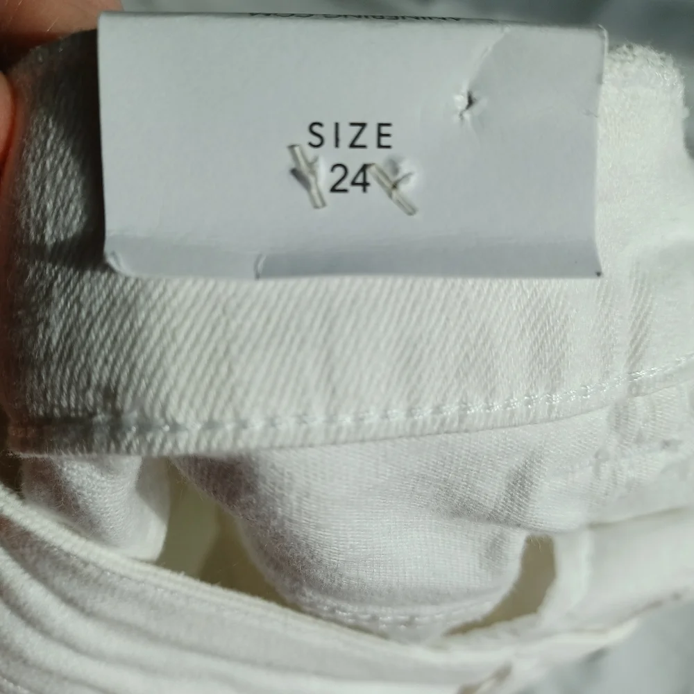 NWT Anine Bing Jeans Skinny White Knee Slit Frayed Low Rise Grunge Indie Sleeze - Picture 7 of 16